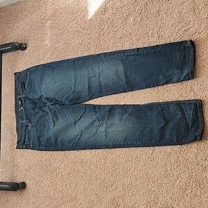 Levi Strauss & Co w 36 L 34